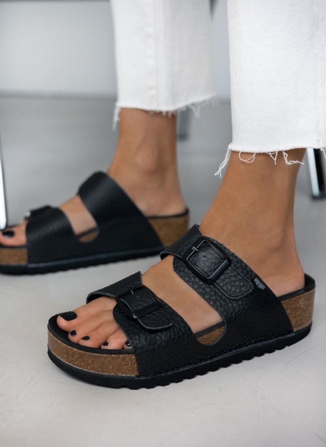 Σανδάλια flatforms με ανατομικό πάτο On Foot - Μαύρο