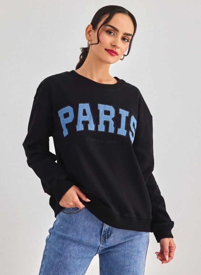 Φούτερ με ντενιμ στάμπα PARIS - Μαύρο