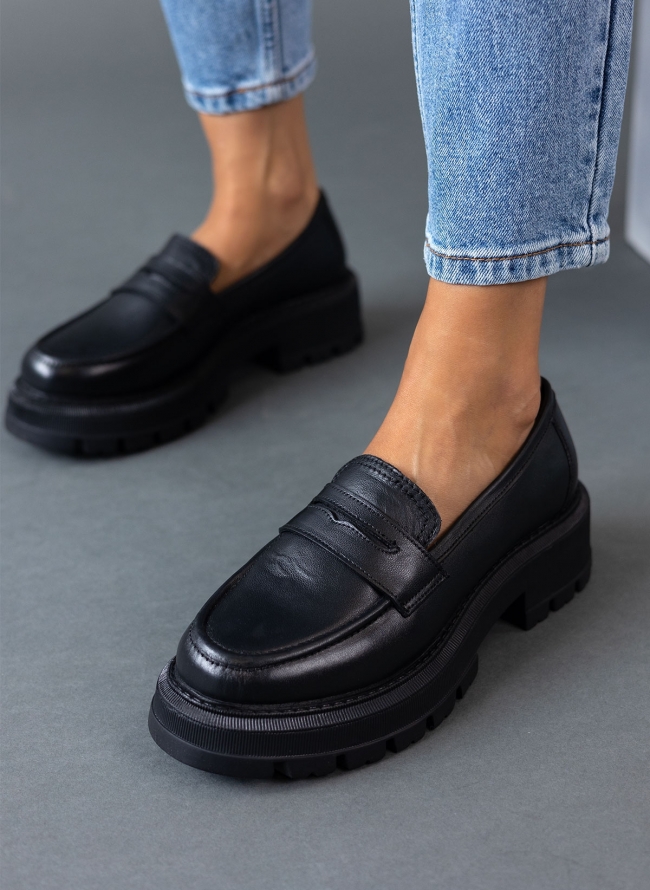 Loafers chunky δερμάτινα με εξωτερικές ραφές - Μαύρο