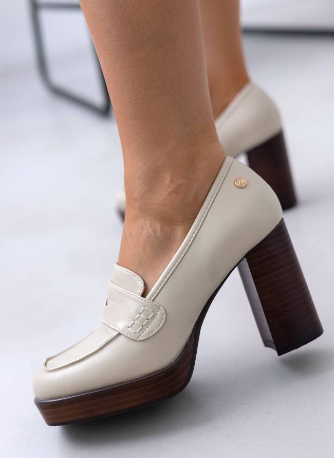 Loafers με ξύλινο τακούνι Xti 142109 - Μπεζ
