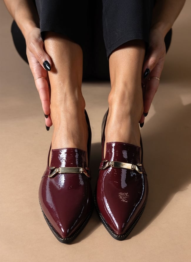 Loafers μυτερά λουστρίνι Estil - Μπορντό