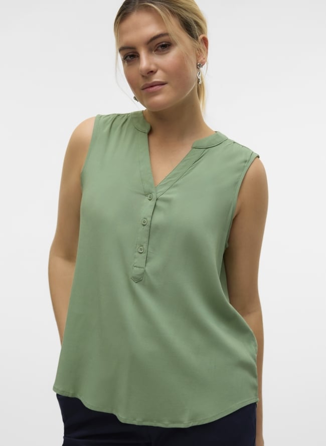Μπλούζα αμάνικη με κουμπιά Vero Moda 10326002 - Πράσινο