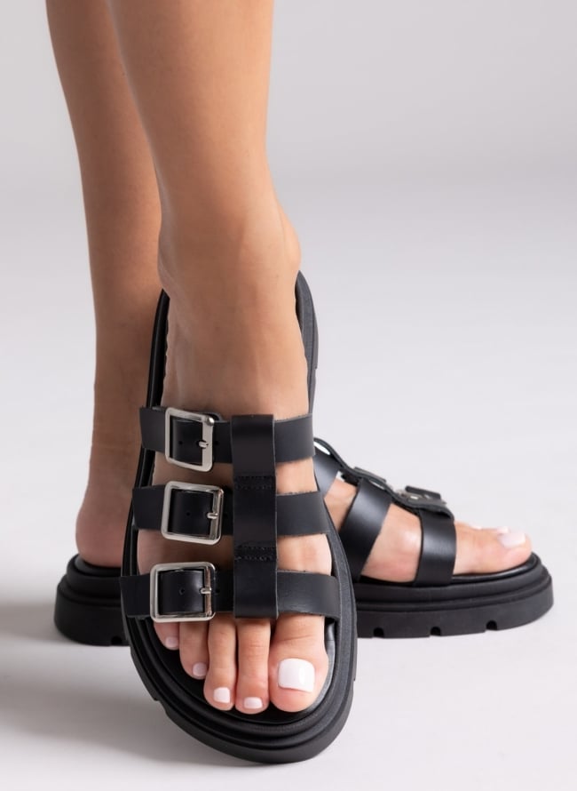 Σανδάλια flatforms δερμάτινα με περαστές φάσες Tfp - Μαύρο