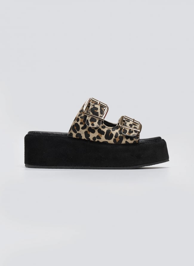 Σανδάλια flatforms ponyskin με print 2552/05 - Leopard