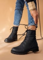 Αρβυλάκια suede με τρακτερωτή σόλα