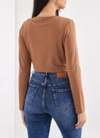 Crop top με στρογγυλή λαιμόκοψη Noobass 01-21