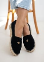 Εσπαντρίγιες suede με μεταλλικά charms