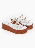 Flatforms δερμάτινα με τρουκς estil