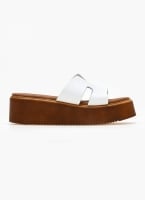 Flatforms δερμάτινα σανδάλια με ανοίγματα Estil