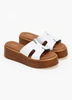 Flatforms δερμάτινα σανδάλια με ανοίγματα Estil