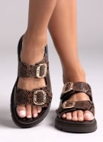 Flatforms δερμάτινα σανδάλια με print Tfp