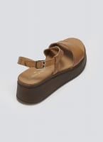 Flatforms δερμάτινα σανδάλια TFP