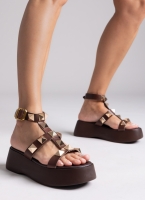 Flatforms σανδάλια δερμάτινα με τρουκς Estil