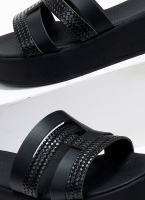 Flatforms σανδάλια με ανάγλυφο pattern Estil