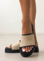 Flatforms σανδάλια με ψάθινη φάσα