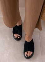 Πλατφόρμες suede με φαρδιά φάσα estil