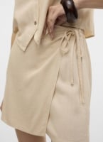 Φούστα σορτς με λινό Vero Moda 10321623