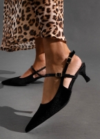 Γόβες μυτερές slingback από ύφασμα velvet TFP