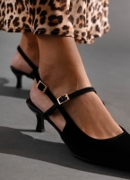 Γόβες μυτερές slingback από ύφασμα velvet TFP