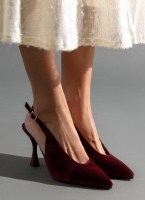 Γόβες μυτερές slingback από velvet ύφασμα TFP