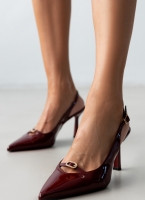 Γόβες μυτερές slingback λουστρίνι TFP