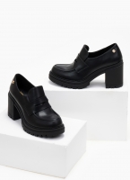 Loafers chunky με τακούνι Xti 141682