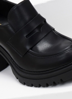 Loafers chunky με τακούνι Xti 141682