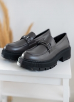 Loafers chunky σε ματ χρώματα