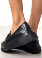 Loafers flatforms με αγκράφα
