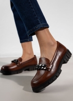 Loafers με αλυσίδα