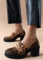 Loafers suede με τακούνι
