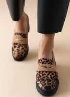 Loafers suede με τακούνι