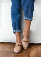 Loafers με αλυσίδα