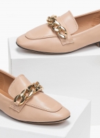 Loafers με αλυσίδα