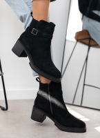 Μποτάκια casual suede με ζωνάκι