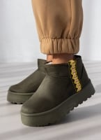Μποτάκια με γούνα και boho τρέσα