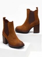 Μποτάκια suede chelsea με τακούνι Erynn