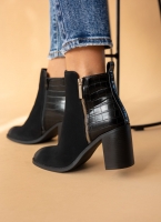 Μποτάκια suede με ανάγλυφο pattern Erynn