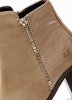 Μποτάκια suede με ανάγλυφο pattern Erynn