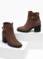 Μποτάκια suede με μεταλλικό σχέδιο Xti 141735