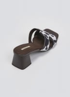 Mules ανοιχτά με print Corina