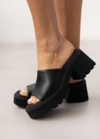 Mules δερμάτινα με chunky σόλα Ragazza 01243