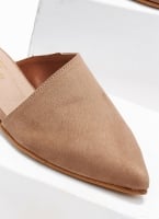 Mules κλειστά με ασύμμετρη φάσα estil