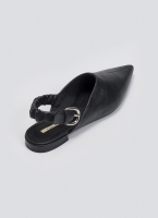 Mules μυτερά με frilled λάστιχο CORINA