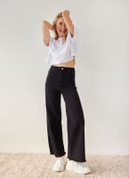 Παντελόνι τζιν wide leg με ξέφτια