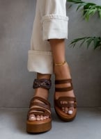 Σανδάλια flatforms δερμάτινα με ανοίγματα estil