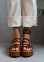 Σανδάλια flatforms δερμάτινα με ανοίγματα estil