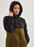 Puffer μπουφάν με κουκούλα και διχρωμία Pieces 17131176