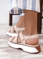 Σανάλια sporty με φαρδιά φάσα GIOSEPPO