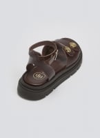 Σανδάλια δερμάτινα flatforms με μπαρέτα Tfp